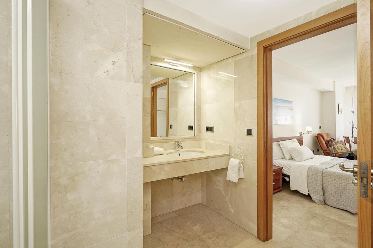 Apartamento En 1ª Linea De Playa, Estepona Centro 外观 照片